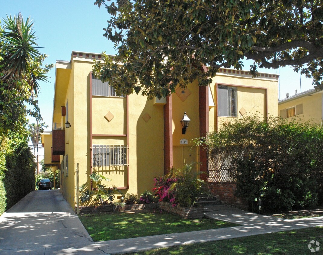 Building Photo - 1112 S Bedford St