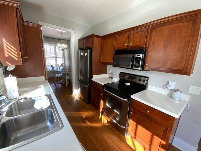 Foto del edificio - 1641 Carriage Ridge Dr