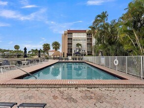 Building Photo - 2101 Atlantic Shores Blvd