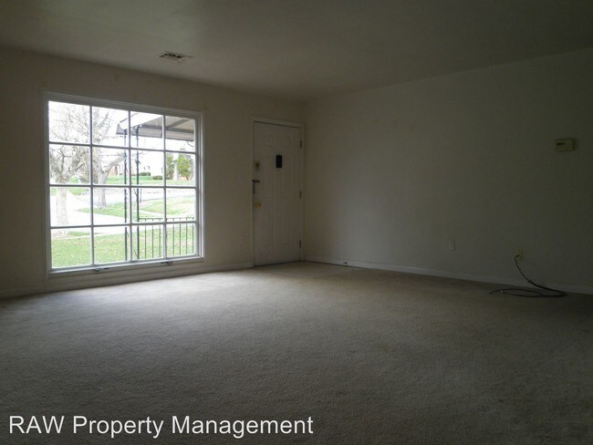 Building Photo - 9156 Yorkridge Dr