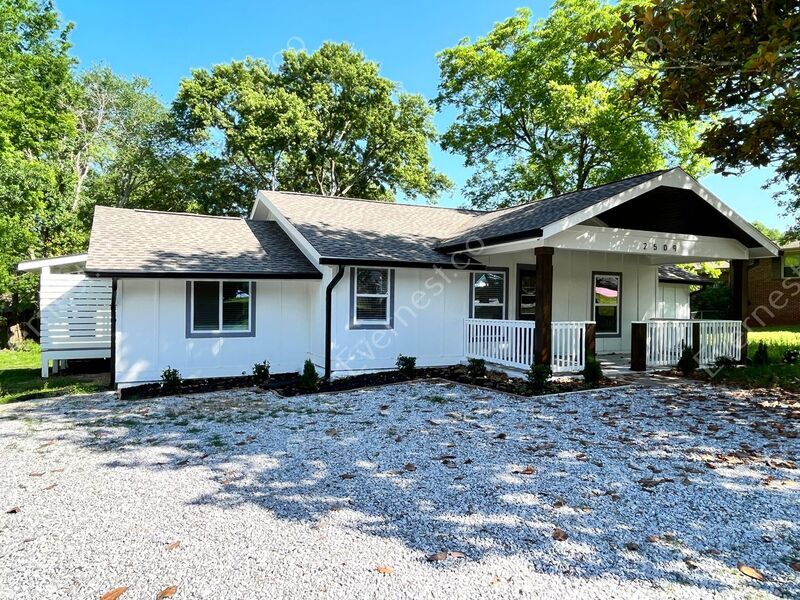 2509 Hamill Rd, Chattanooga, TN 37343 House Rental in Chattanooga, TN