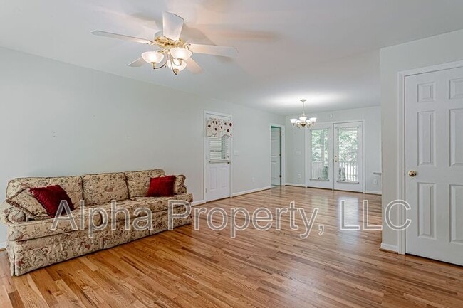 Building Photo - 300 Indian Trail