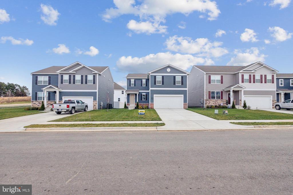 Primary Photo - 103 Woodford Dr