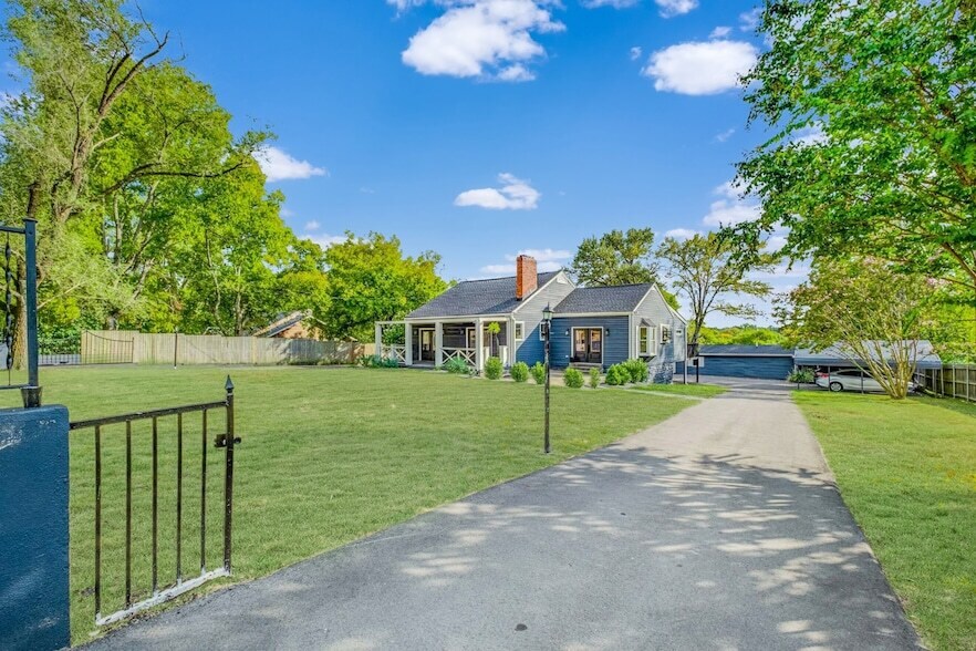 Foto principal - 562 Neelys Bend Rd