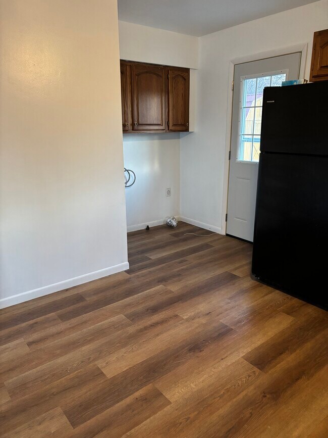 Building Photo - 4523 Susy Ln