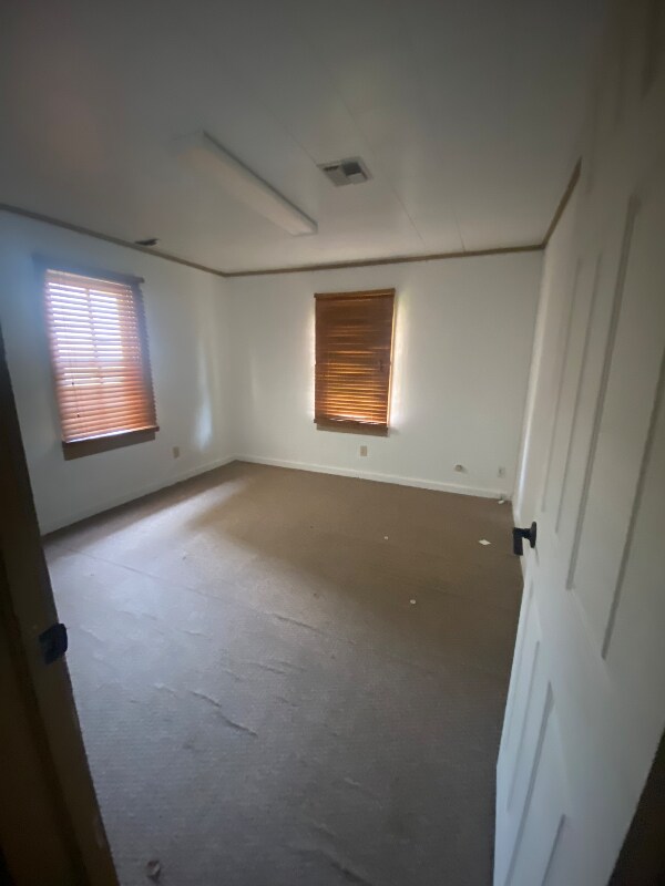 Building Photo - 1115 Hugh Wallis Rd S
