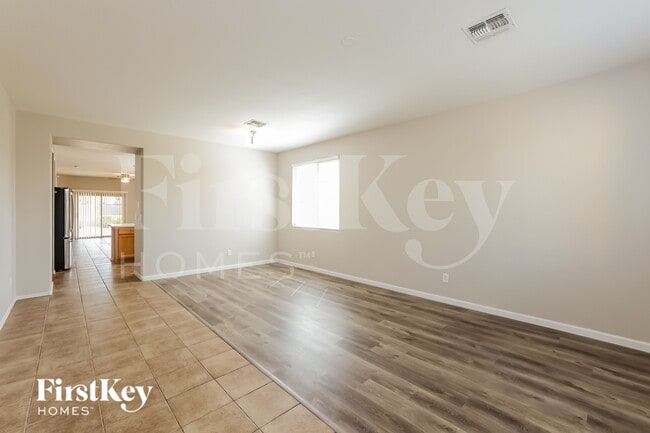 Foto del edificio - 40108 N Bell Meadow Ct