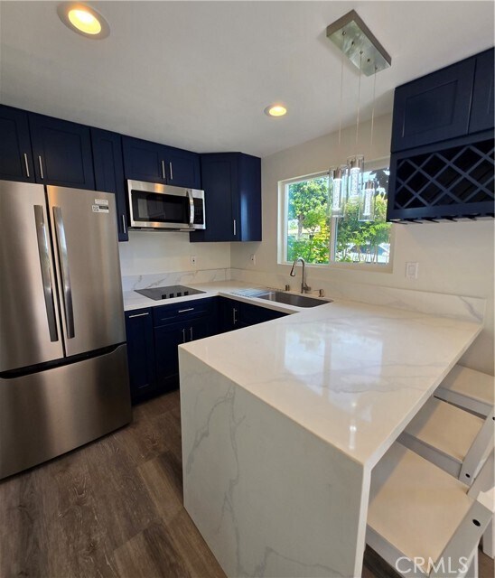 Foto principal - 1237 W Sycamore Ave