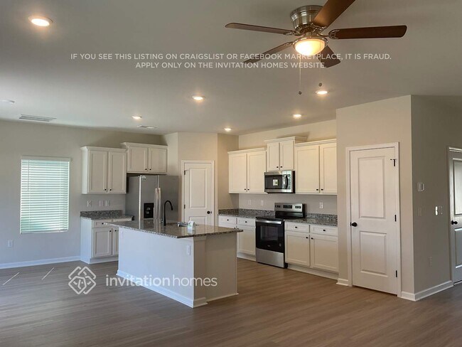 Foto del edificio - 3323 Fox Hall Dr