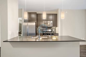 Building Photo - 120 N Desplaines St