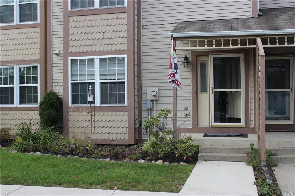Foto principal - 111 Quaker Dr