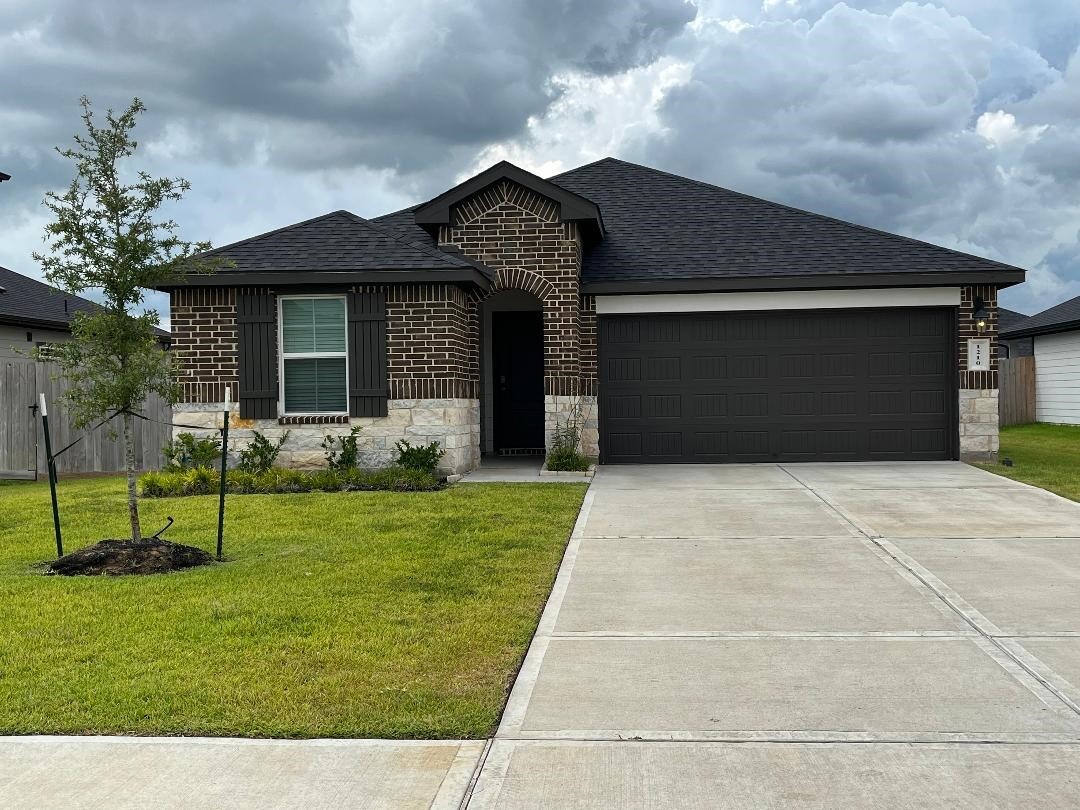 Primary Photo - 1210 Kingbird Ct