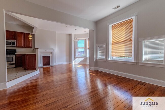 Building Photo - 1729 Park Ave