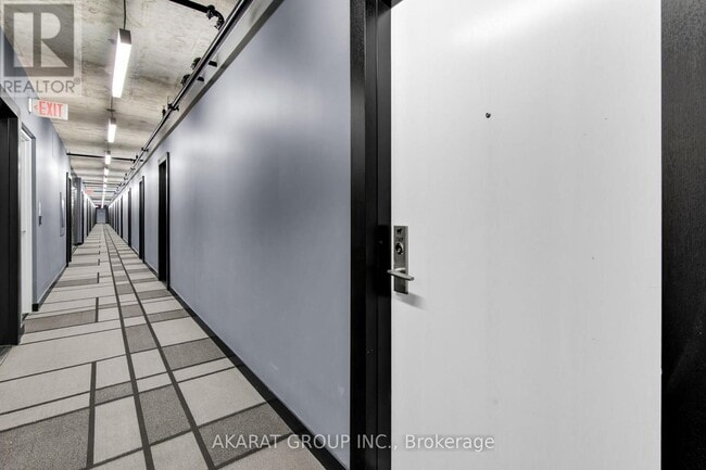 Building Photo - 39 Brant St