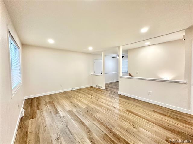 Foto del edificio - 10798 Lewis Cir