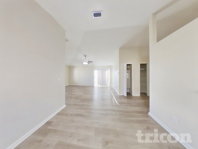 Building Photo - 4196 Jillian Dr