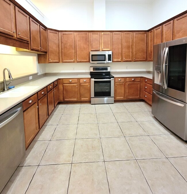 Building Photo - 3 bedroom home for rent off Miccosukee Rd ...