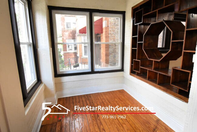 Living Room - 3241 W Wilson Ave