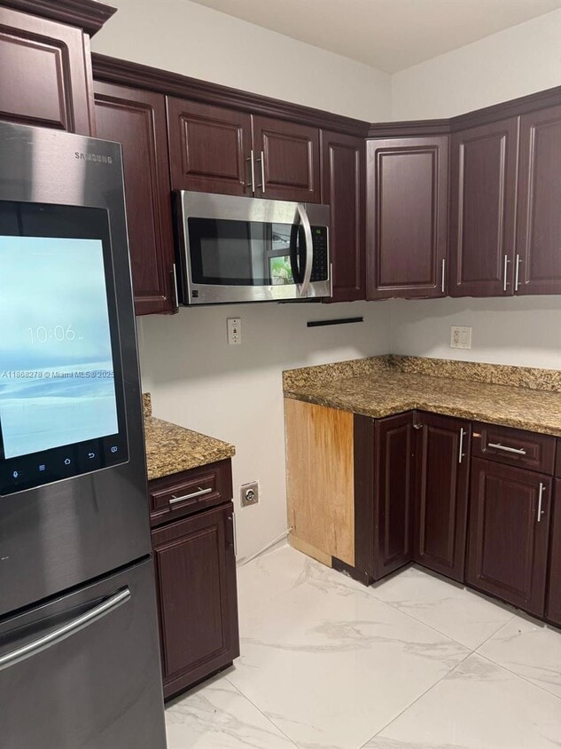 Foto principal - 1131 SW 10th St