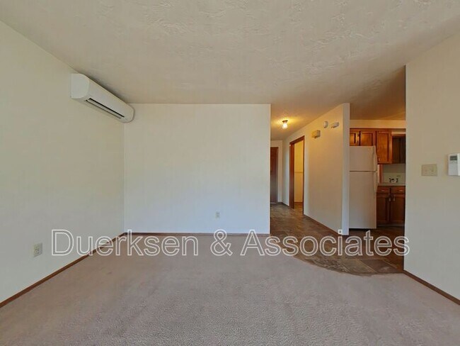 Building Photo - 4163 NW Walnut Pl