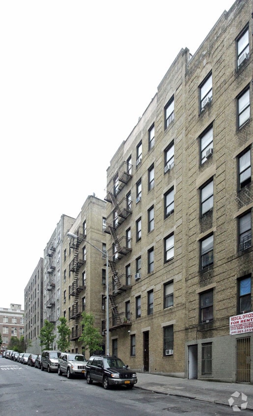 562-568 W 193rd - 562-568 W 193rd St