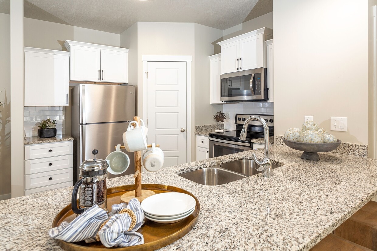 Premier Renovated Kitchen - Herriman Towne Center