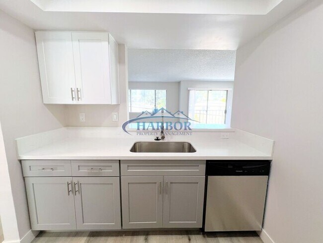 Foto del edificio - 2315 S Grand Ave