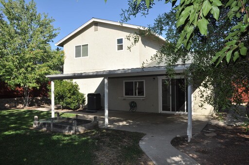 Building Photo - 1228 Bunker Hill Dr