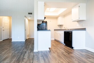 Building Photo - ReNew Fair Oaks