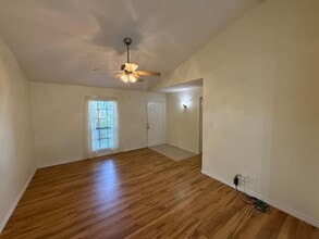 Building Photo - 1312 Timberview Dr