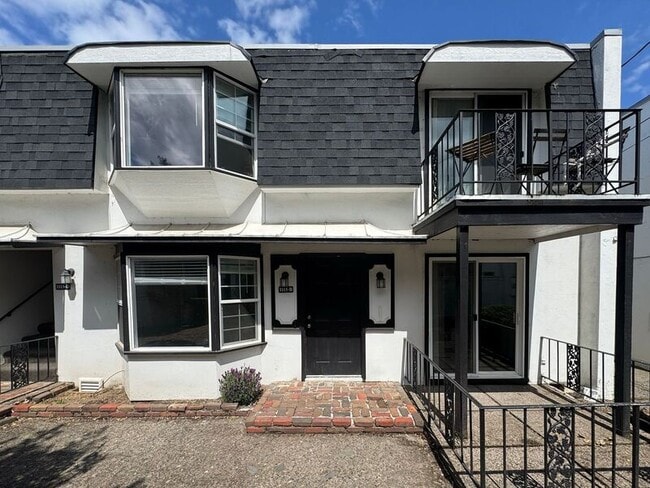 Photo - 1115 W 6th Ave Apartment