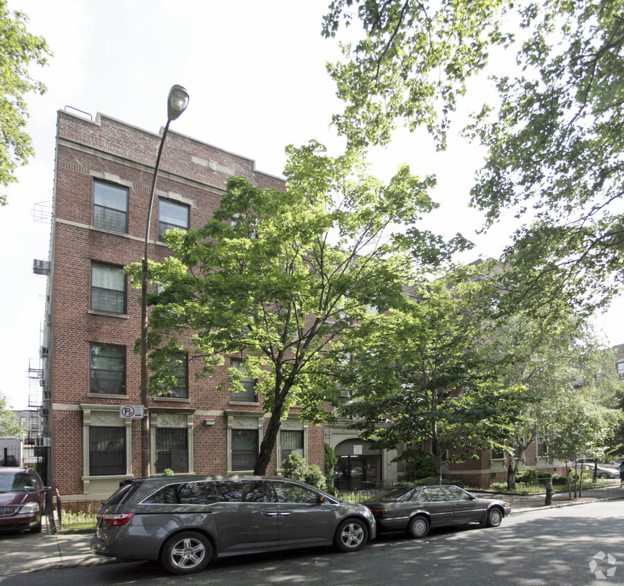 Building Photo - 1577-1585 Carroll St