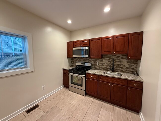 Foto del edificio - 1304 N 25th St