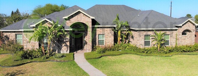 Foto del edificio - Beautiful 4 Bedroom- 3.5 Bathroom Home in Alamo, TX