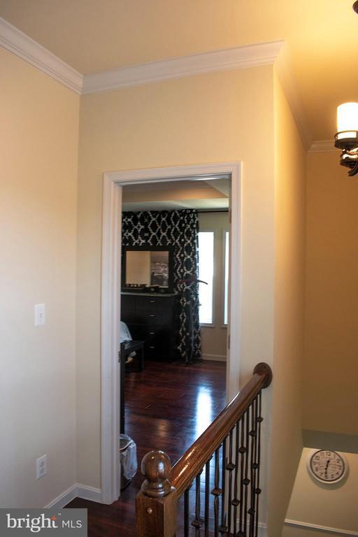 Foto del edificio - 422 60th St NE