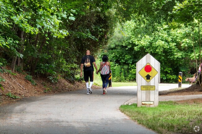 Dallas' Silver Comet Trail's paved paths makes it suitable for walking, biking, and rollerblading.