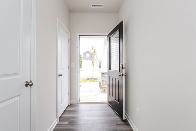 Building Photo - 1020 Cherry Stem Rd