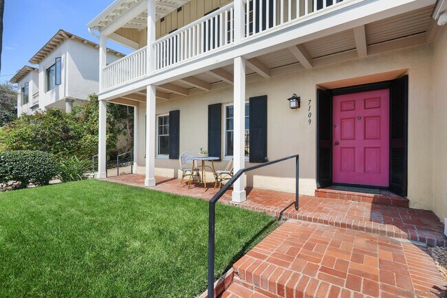 Building Photo - 7109 Monte Vista Ave