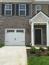 Building Photo - 112 Brighton Ln