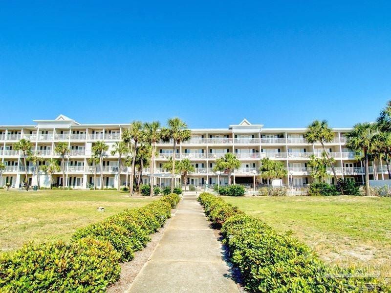 Foto principal - 13351 Johnson Beach Rd
