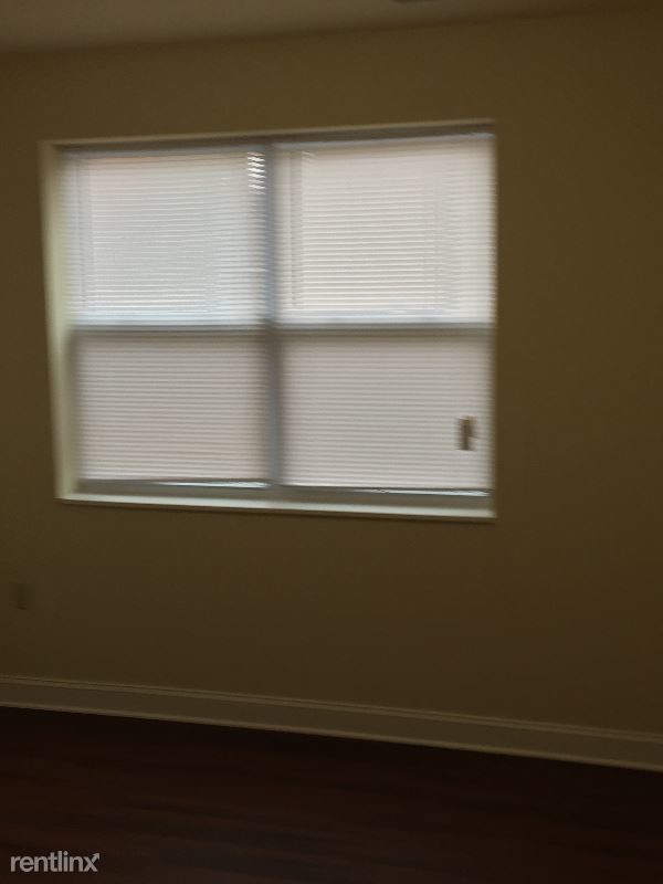 Building Photo - 1 br, 1 bath Apartment - 723 Brawley Walkway