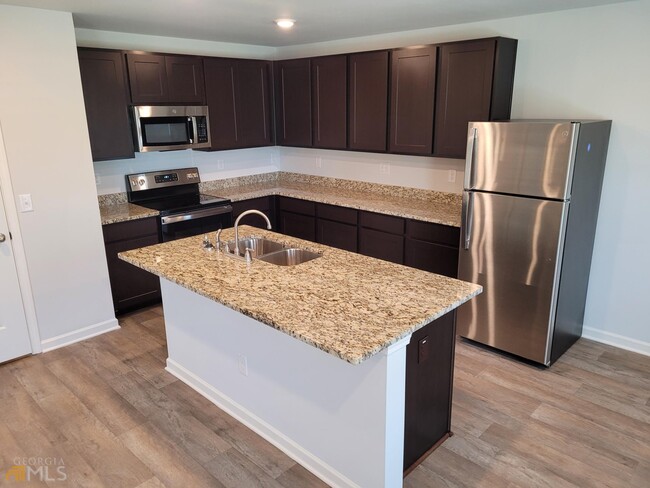 Foto del edificio - 7237 Winterberry Cir