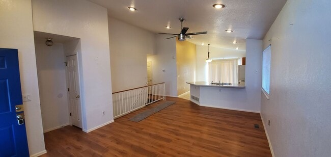 Building Photo - 2ND MONTH FREE FOR LEASE STARTING OCT 16!!