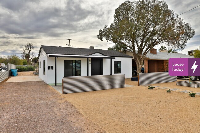 Building Photo - 509 W Hazelwood St