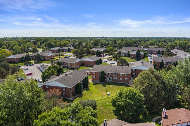 Building Photo - Tuckaway Heights Apartments