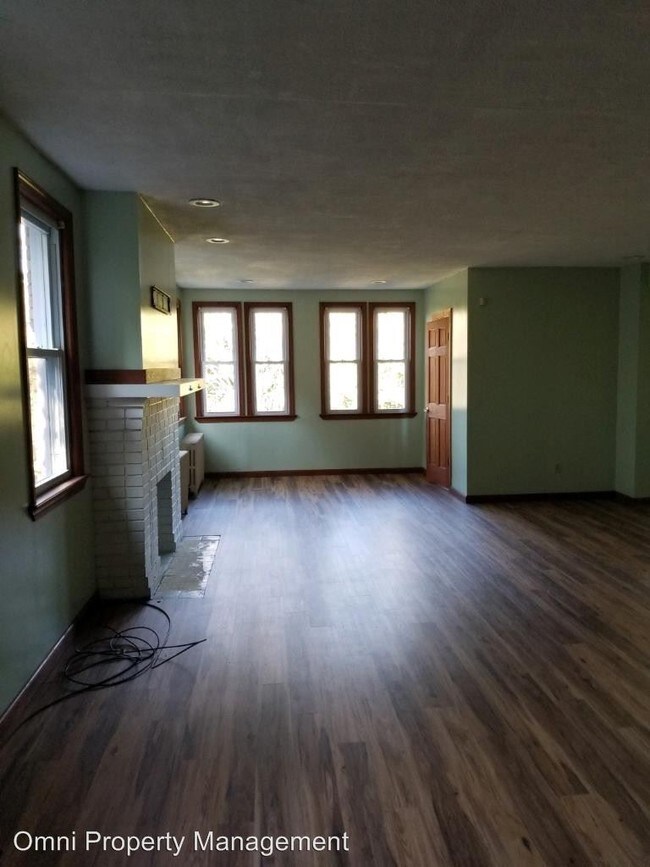 Foto del edificio - 553-555 Ardmore Blvd