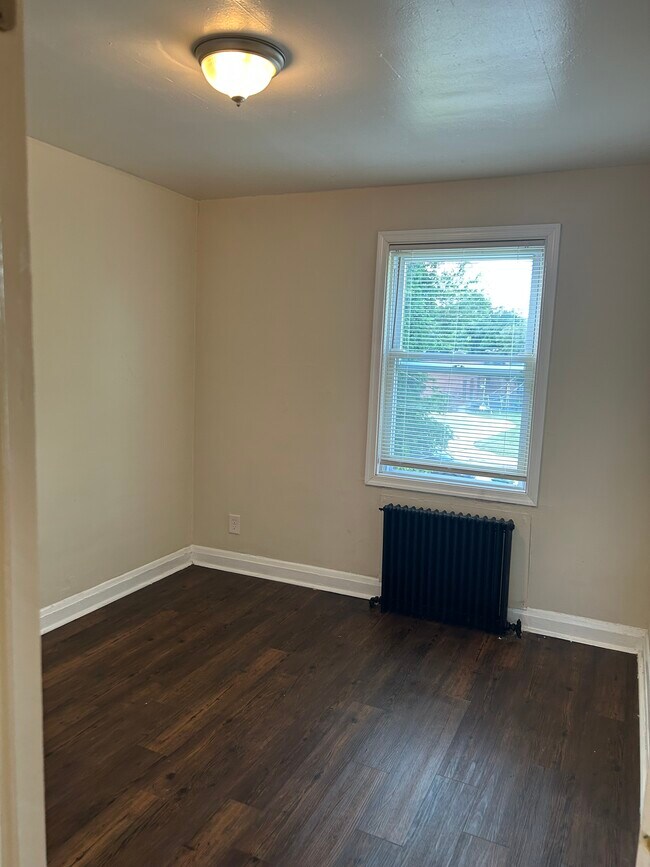 Foto del edificio - 1644 E Cold Spring Ln