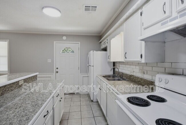 Foto del edificio - 7645 Ling Rd