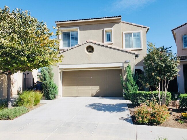 Foto del edificio - Beautiful Newer Construction Home in Chapm...
