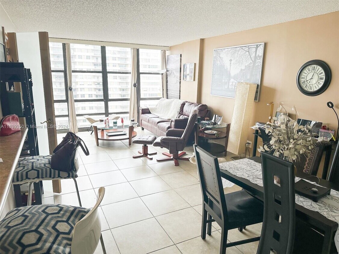 Primary Photo - 2049 S Ocean Dr